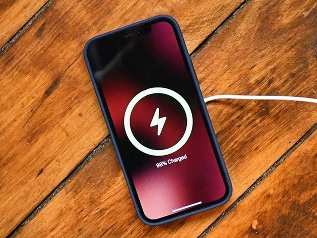和县苹果手机维修分享iPhone 12可以随便充电吗 